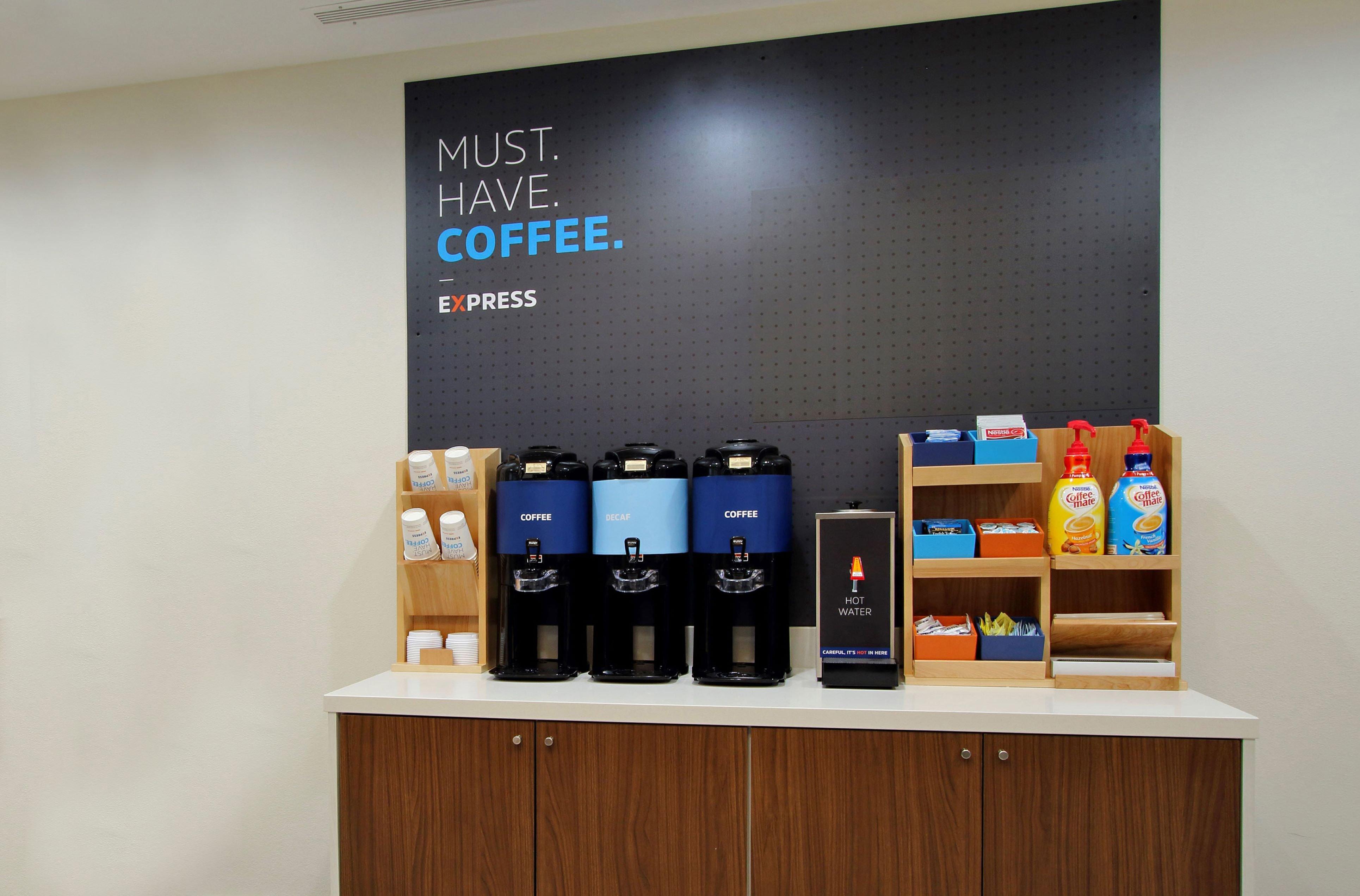 Holiday Inn Express Hotel & Suites Wichita Northeast By Ihg Esterno foto