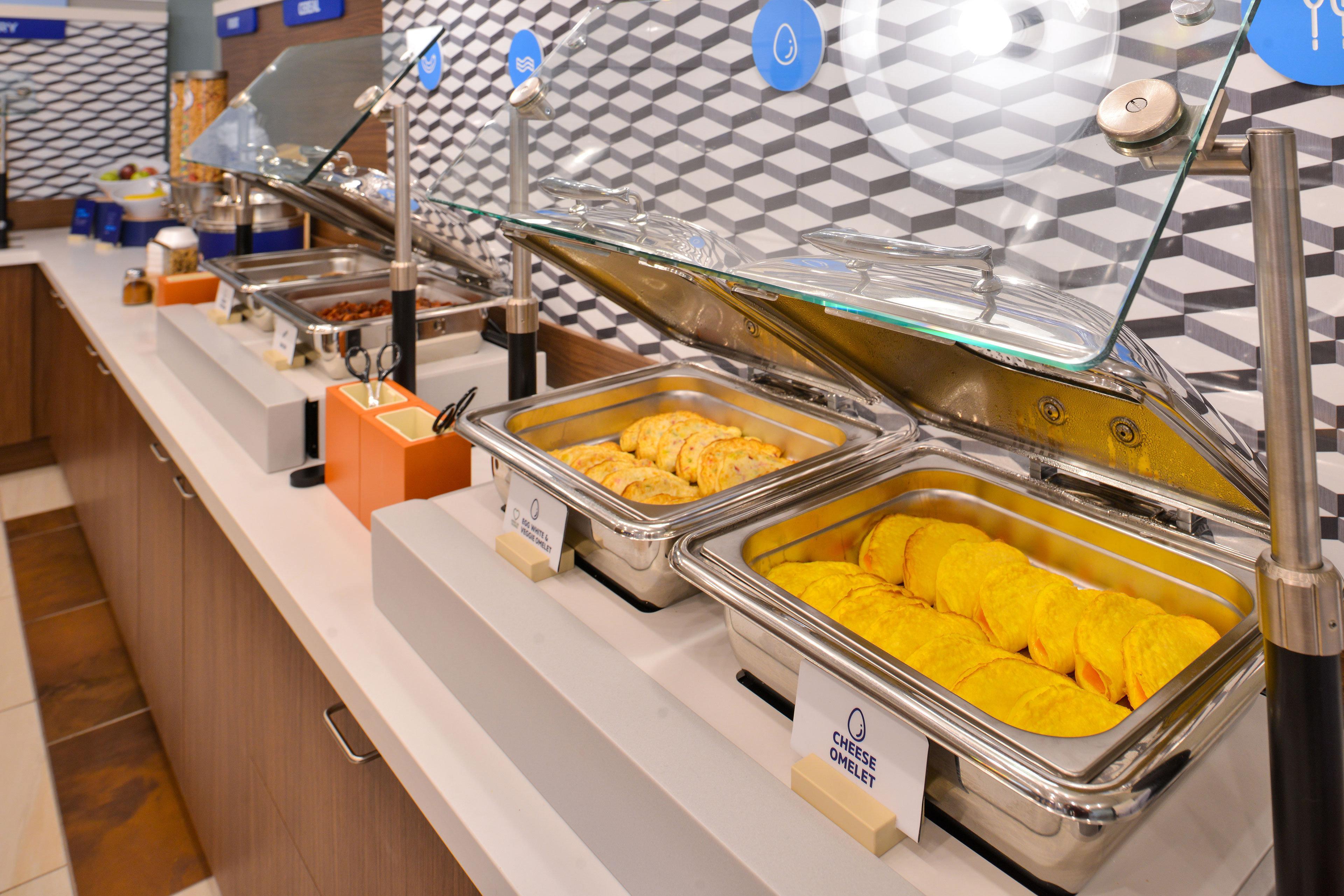 Holiday Inn Express Hotel & Suites Wichita Northeast By Ihg Esterno foto