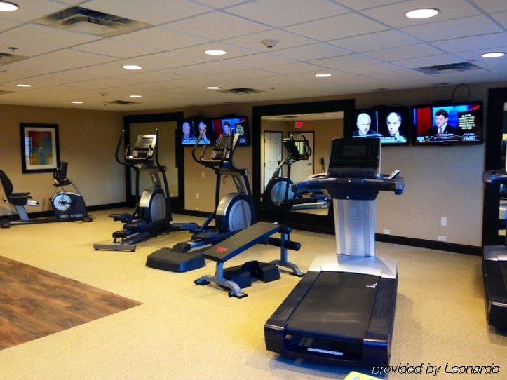 Holiday Inn Express Hotel & Suites Wichita Northeast By Ihg Esterno foto